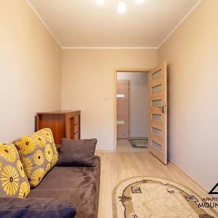 Apartman Podgorze 11 *