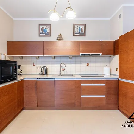 Apartman Podgorze 11 *